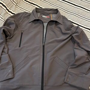 Mens light zip under armour jacket size XL